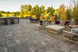 Coventry Ridge block retaining walls, Rochester