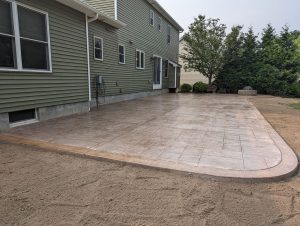 Stamp Concrete Patio with Majestic Ashler Slate Stamp (Ontario) Stamp Concrete Patio with Majestic Ashler Slate Stamp (Ontario)