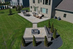 Techo-Bloc Champlain Grey HD2 Outdoor Living Space, Outdoor Kitchen